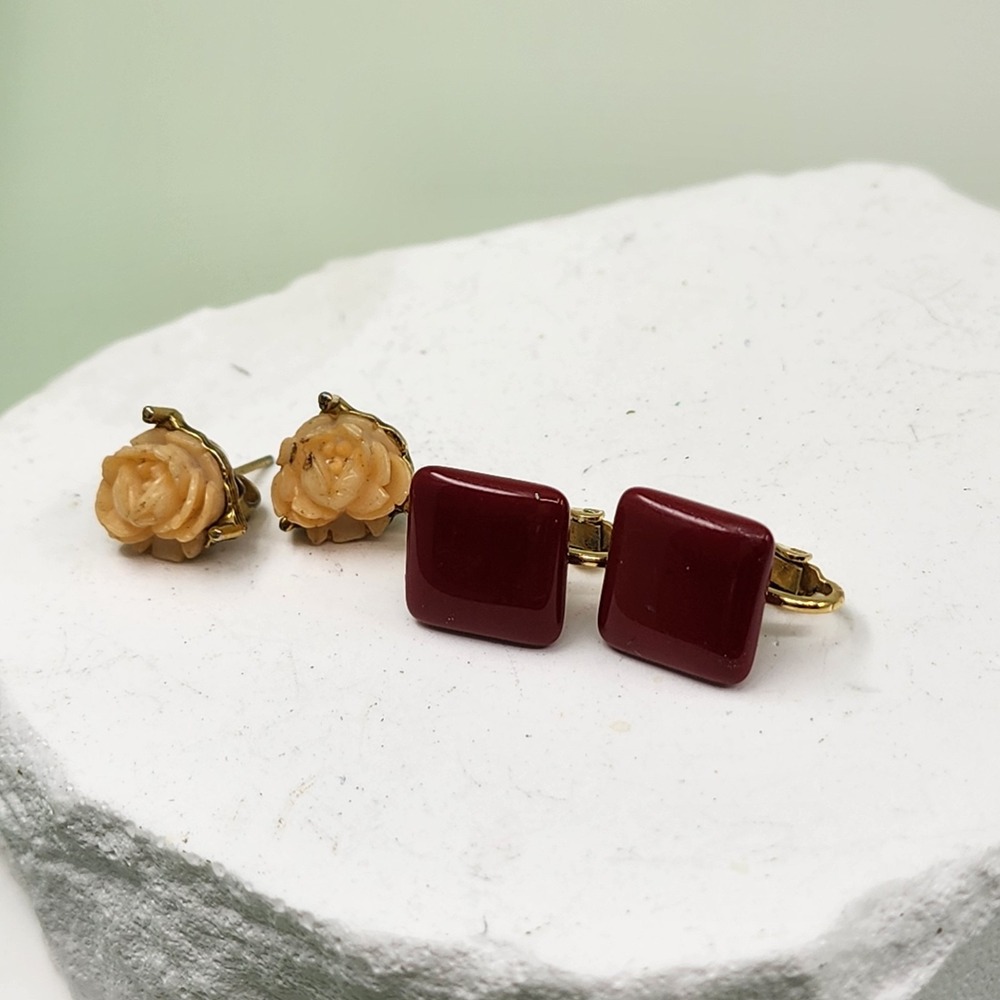 Trifari Vintage 2 Pair Earrings Lot Red Resin Square Clip On Stud Gold Tone